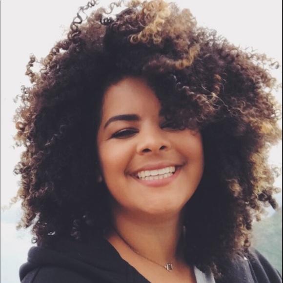 Meet your Posher, Acacia - Picture 1 of 1